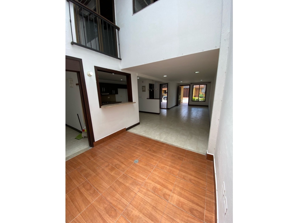 VENDO HERMOSA CASA UBICADA EN SAN ANTONIO DE PEREIRA — foto 5