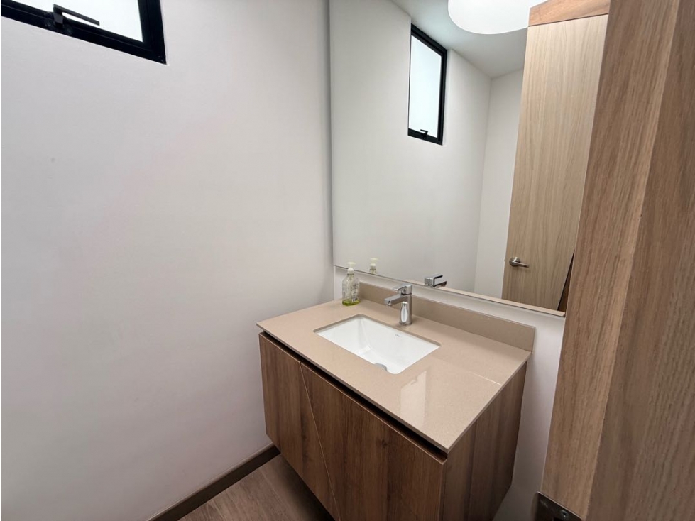 VENDO HERMOSA CASA UN NIVEL — foto 6