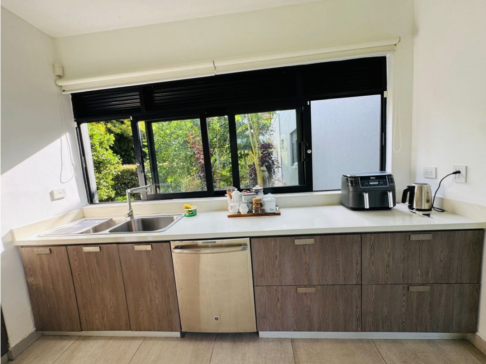 VENDO HERMOSA FINCA EN RIONEGRO ANTIOQUIA/ LLANOGRANDE — foto 3