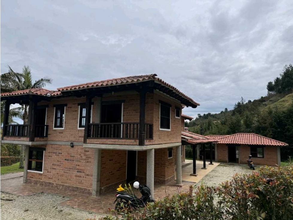 VENDO HERMOSA FINCA EN GUARNE