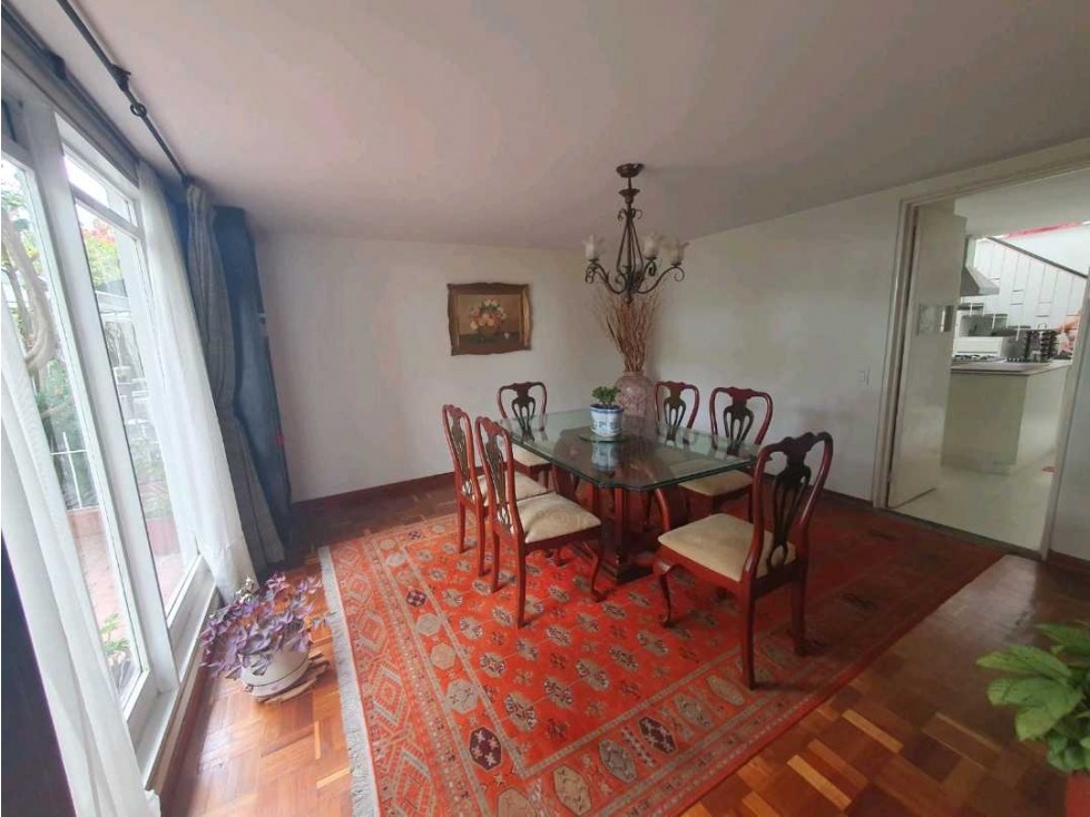 VENDO HERMOSA Y AMPLIA CASA EN EL BARRIO EL CONTADOR — foto 2