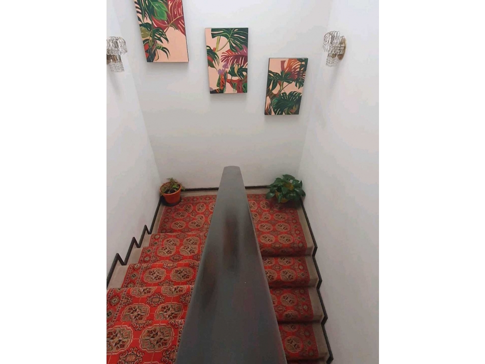 VENDO HERMOSA Y AMPLIA CASA EN EL BARRIO EL CONTADOR — foto 6
