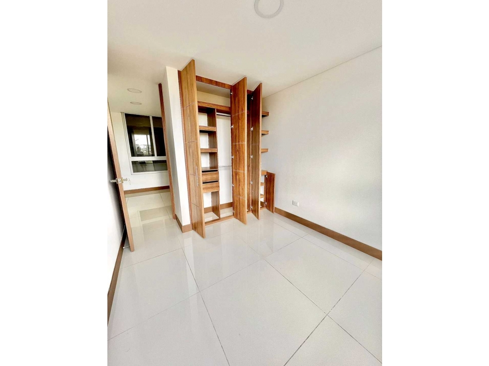Vendo hermoso apartameno en altos de ciudad jardin — foto 6