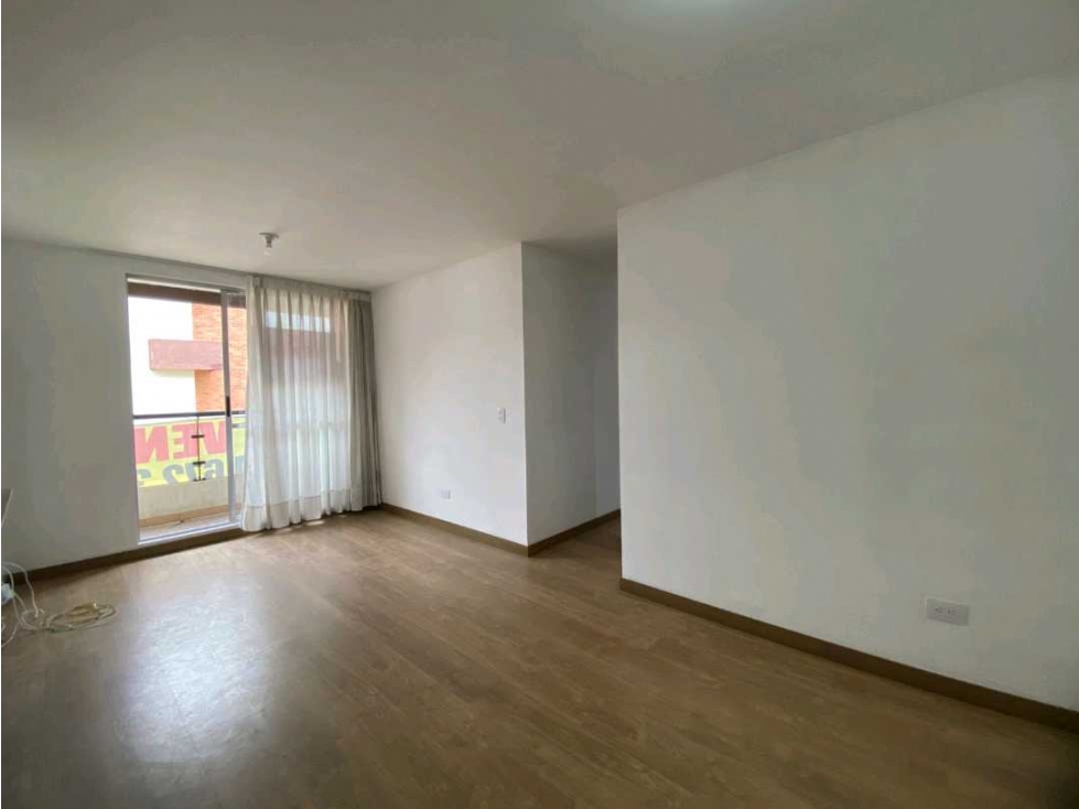 VENDO HERMOSO APARTAMENTO CONJUNTO LUCCA CON PARQUEADERO PRIVADO — foto 3