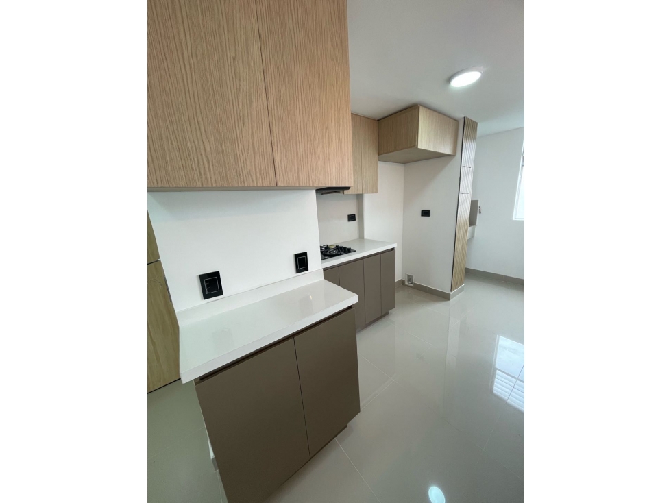 VENDO HERMOSO APARTAMENTO DE LUJO EN CALASANZ PARTE BAJA — foto 2