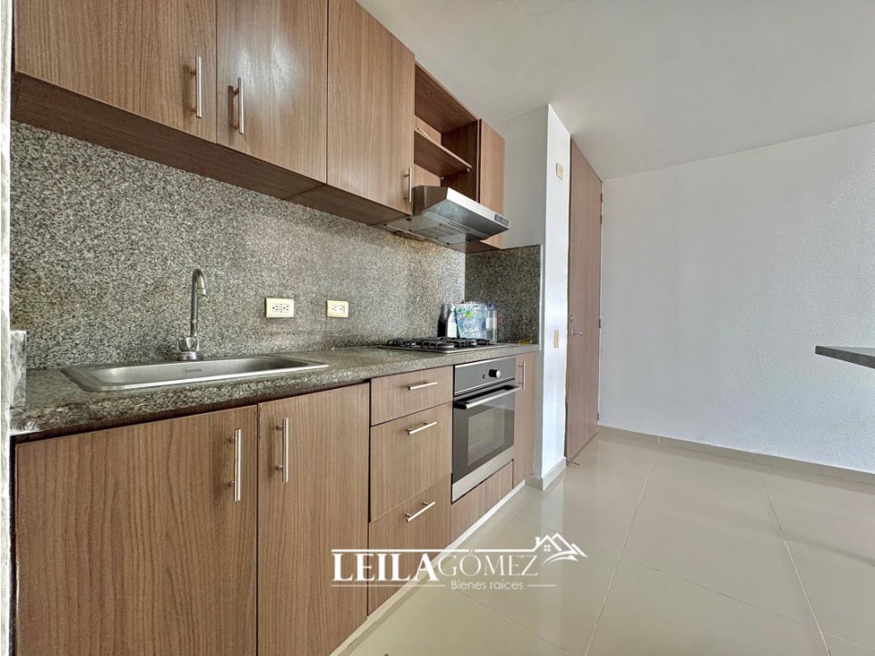 VENDO HERMOSO APARTAMENTO EN ATLANTIC EL RECREO — foto 4