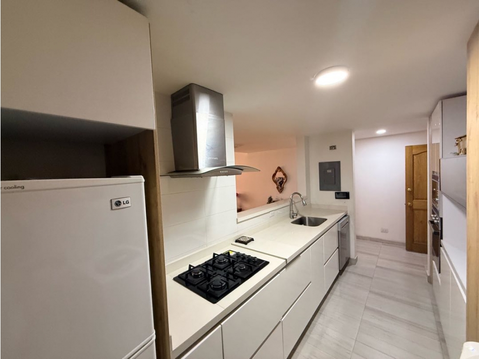 VENDO HERMOSO APARTAMENTO CHICO NORTE - 6