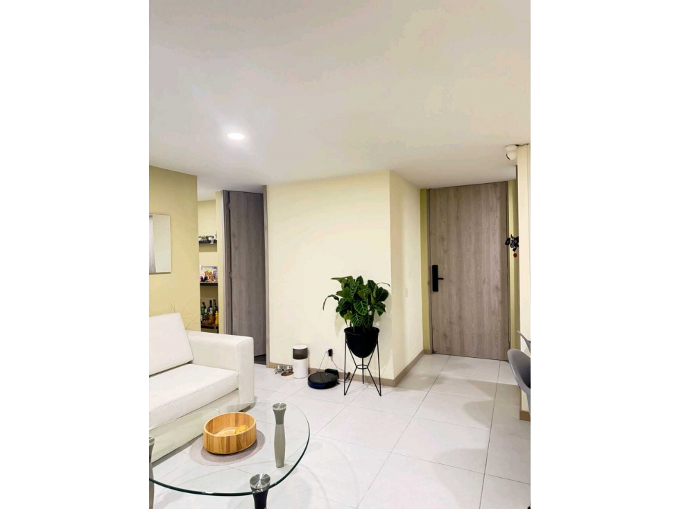 VENDO HERMOSO APARTAMENTO EN ENVIGADO