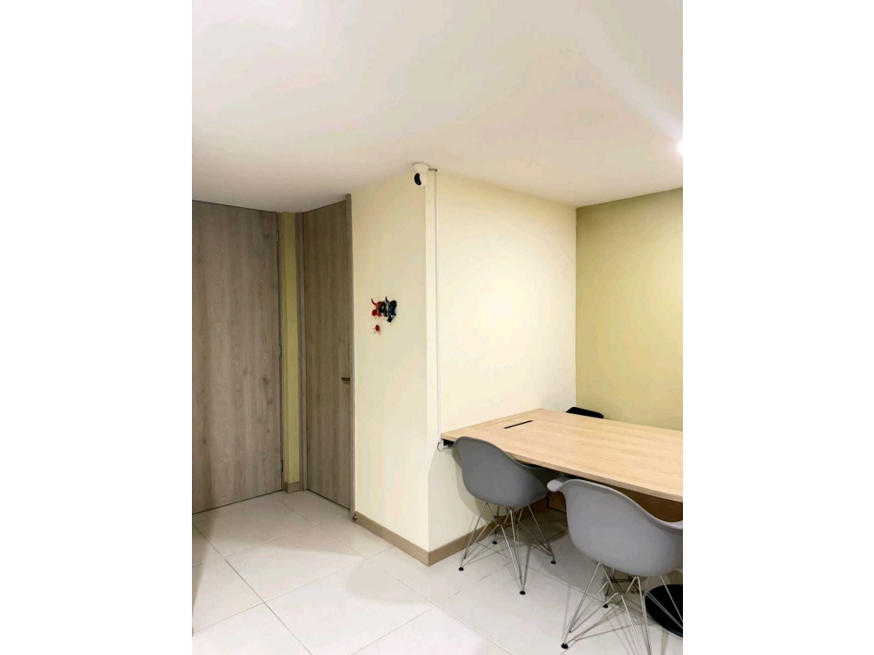 VENDO HERMOSO APARTAMENTO EN ENVIGADO — foto 2
