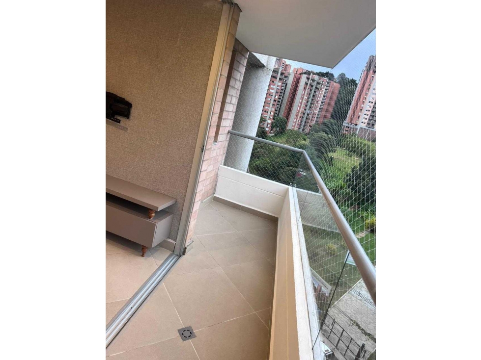 Vendo hermoso apartamento en Envigado Camino Verde — foto 2