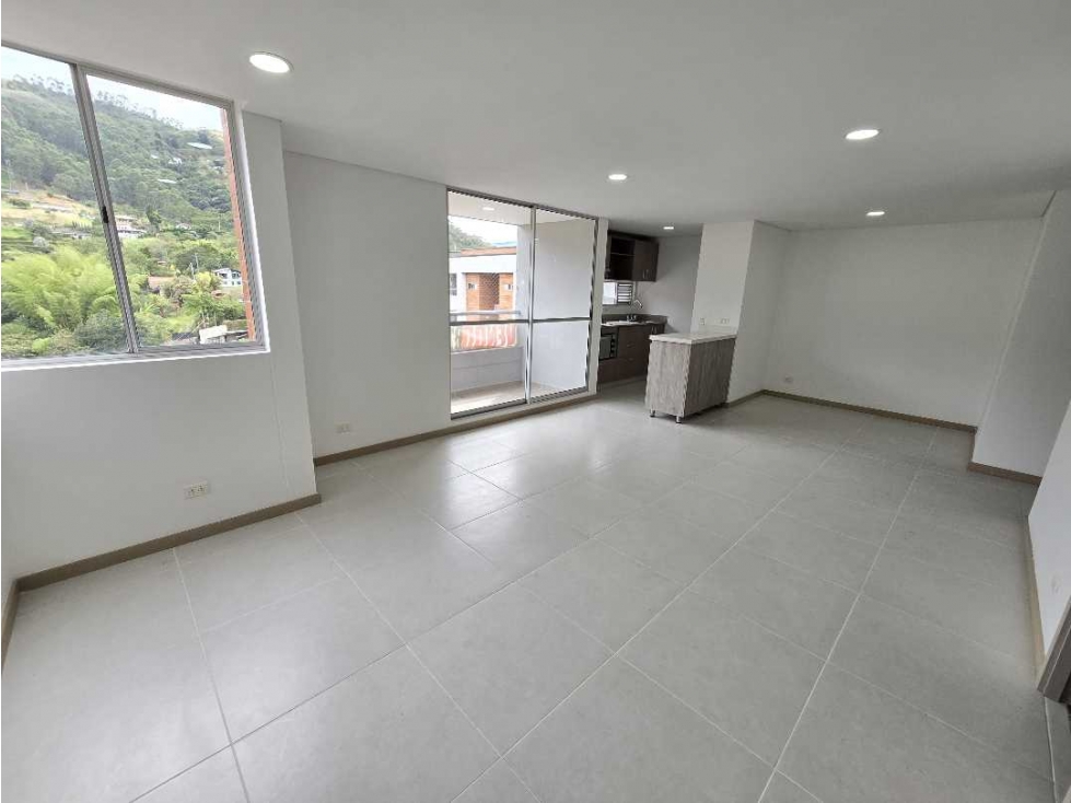 VENDO HERMOSO APARTAMENTO EN ENVIGADO