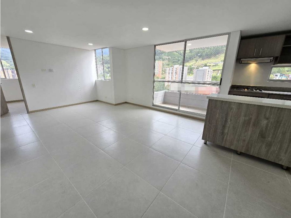 VENDO HERMOSO APARTAMENTO EN ENVIGADO — foto 2