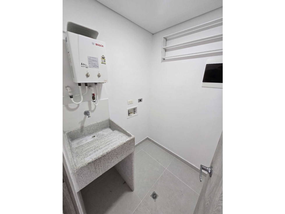 VENDO HERMOSO APARTAMENTO EN ENVIGADO — foto 5