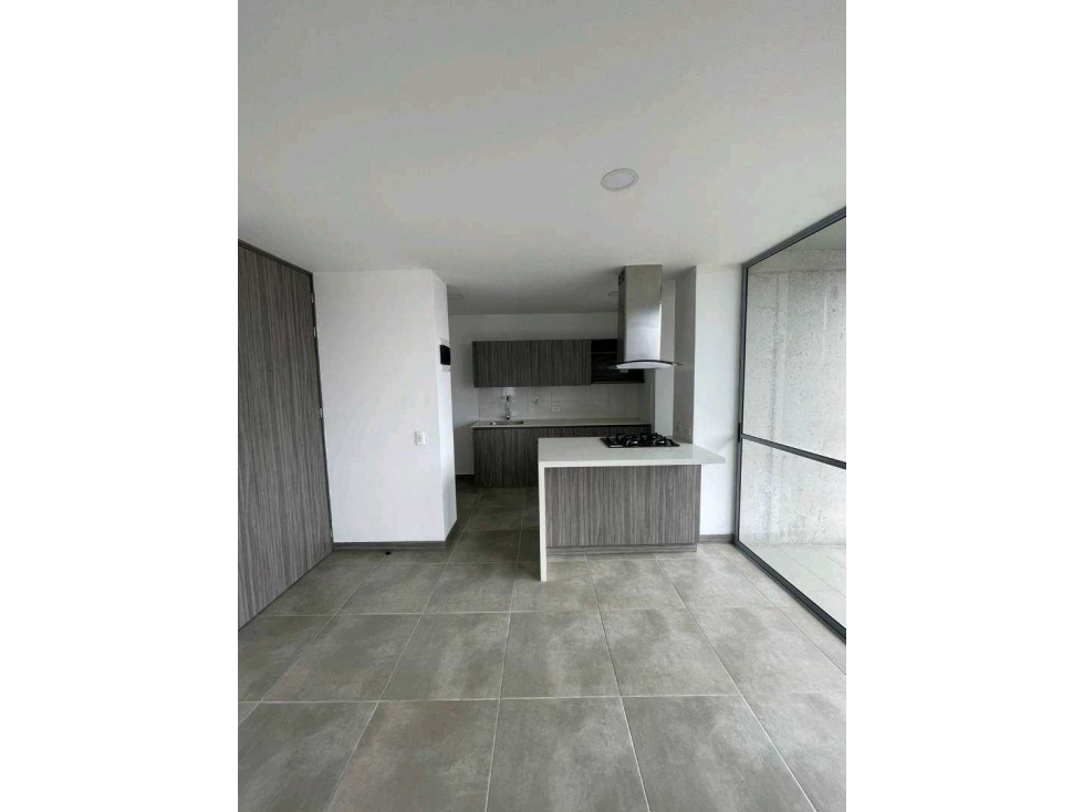 VENDO HERMOSO APARTAMENTO EN ITAGUI SECTOR SURAMERICA — foto 2
