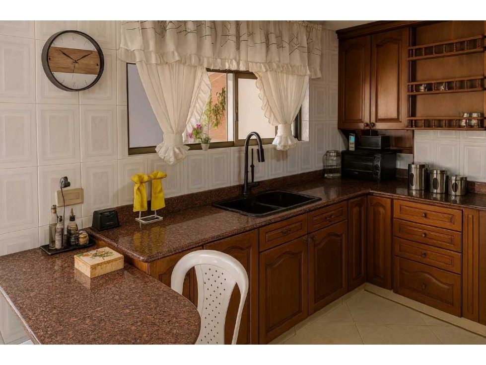 Vendo hermoso apartamento en Laureles, Medellín — foto 2
