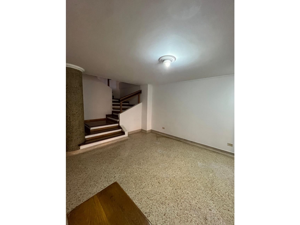 Vendo hermoso apartamento en laureles duplex, parqueadero doble