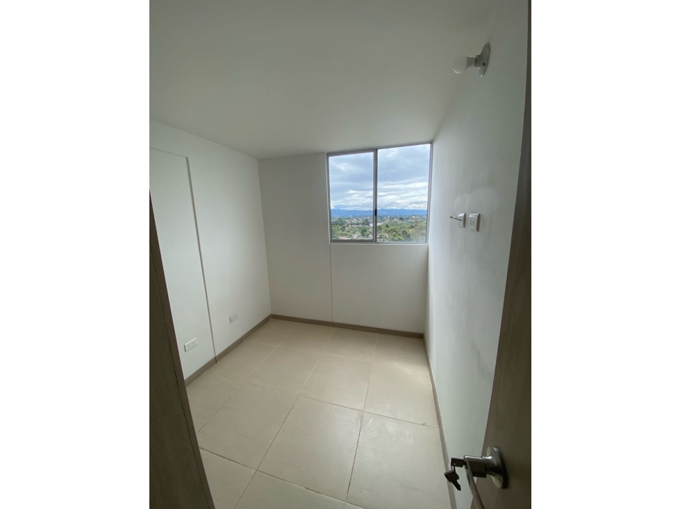 VENDO HERMOSO APARTAMENTO EN RIONEGRO ANTIOQUIA — foto 5