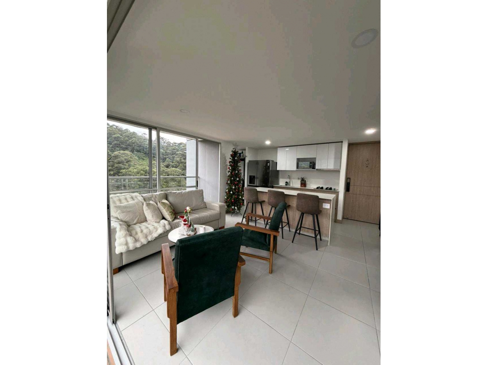 VENDO HERMOSO APARTAMENTO EN SABANETA SECTOR LOMA PAN DE AZÚCAR U/C — foto 2