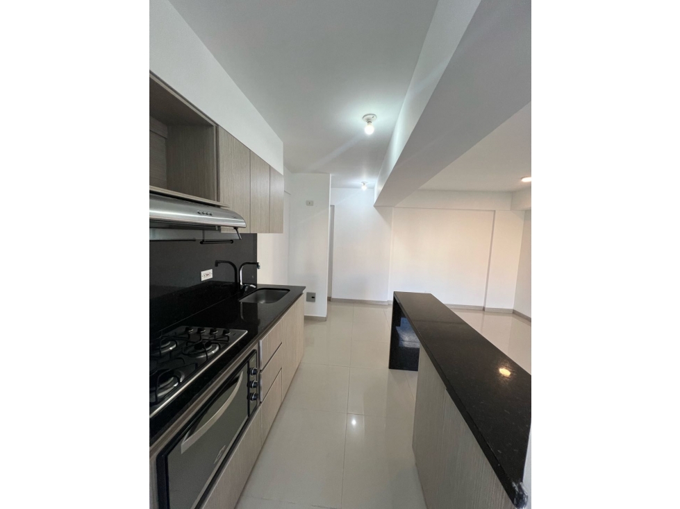 VENDO HERMOSO APARTAMENTO EN SABANETA — foto 2