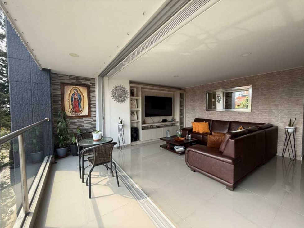 VENDO HERMOSO APARTAMENTO EN SECTOR LOS COLORES