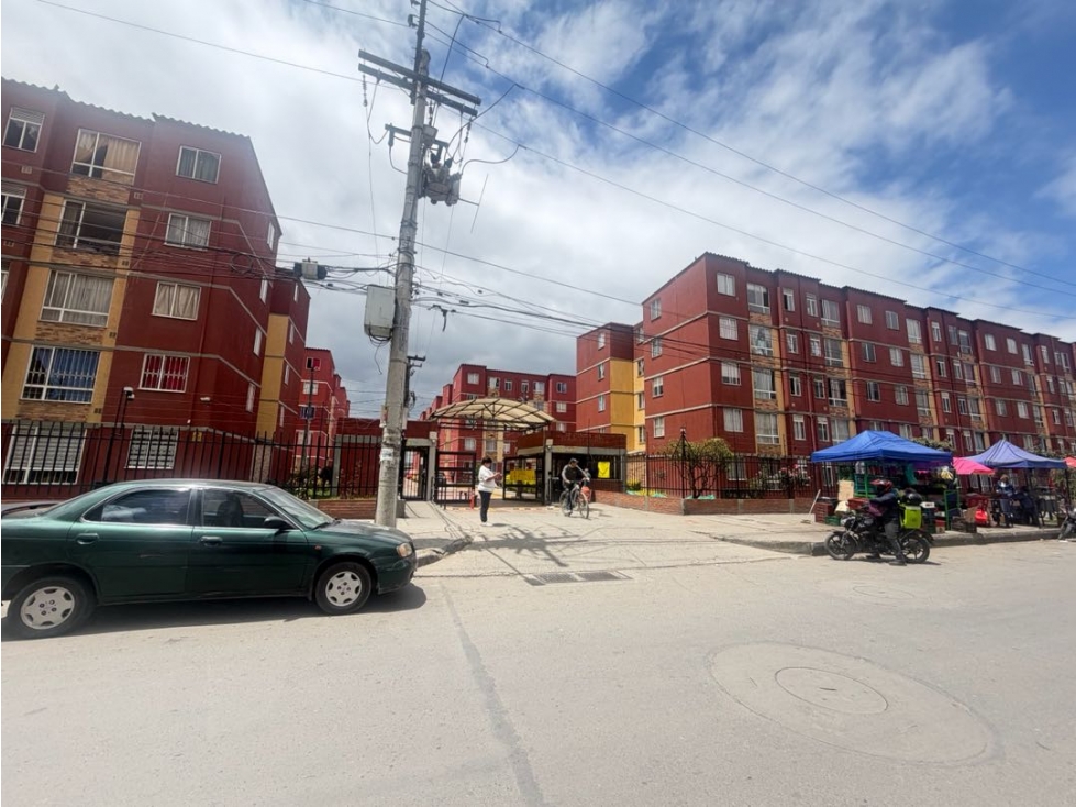 VENDO HERMOSO APARTAMENTO FONTIBON RECODO