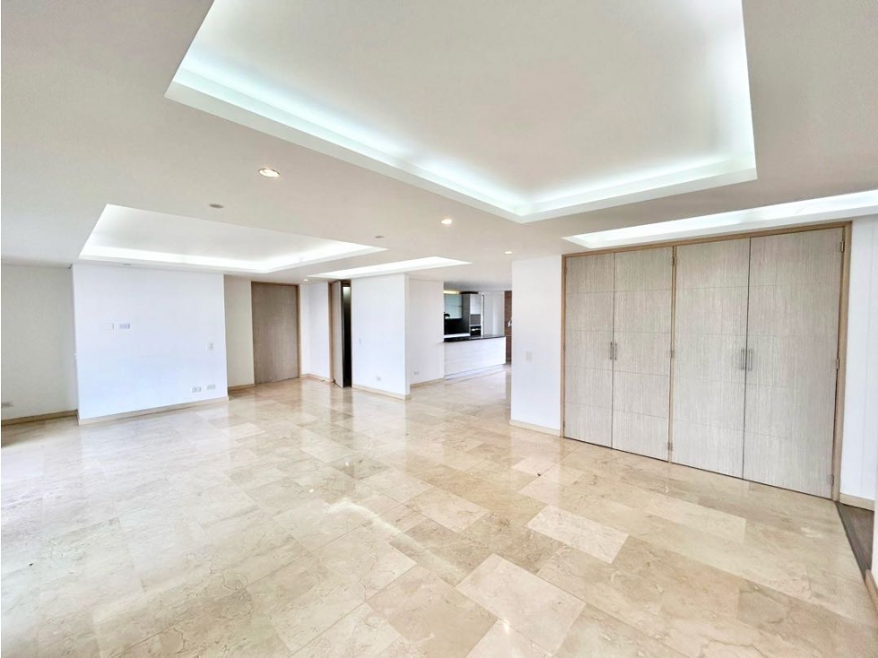 VENDO HERMOSO APTO ALTOS DEL POBLADO — foto 2