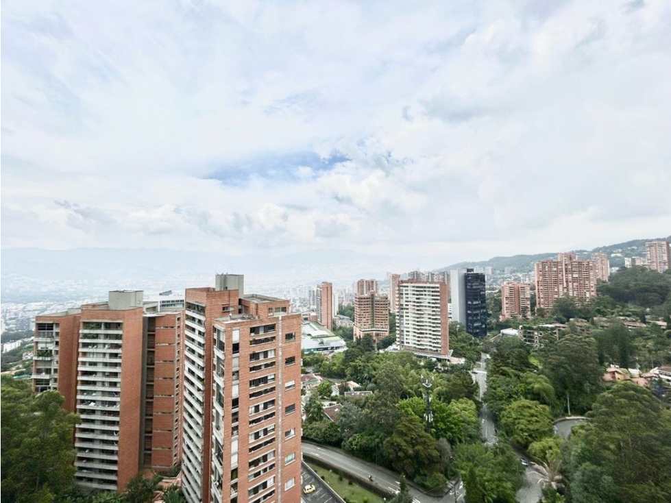 VENDO HERMOSO APTO ALTOS DEL POBLADO — foto 4