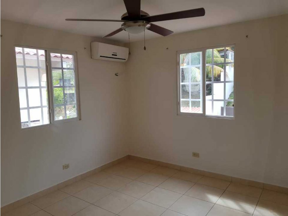 VENDO HERMOSO DUPLEX EN QUINTAS REAES(villa zaita) - 2
