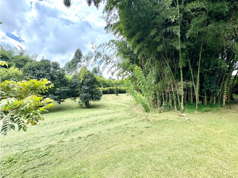 Vendo hermoso lote en Rionegro. Vereda el Rosal. Unidad cerrada — foto 3