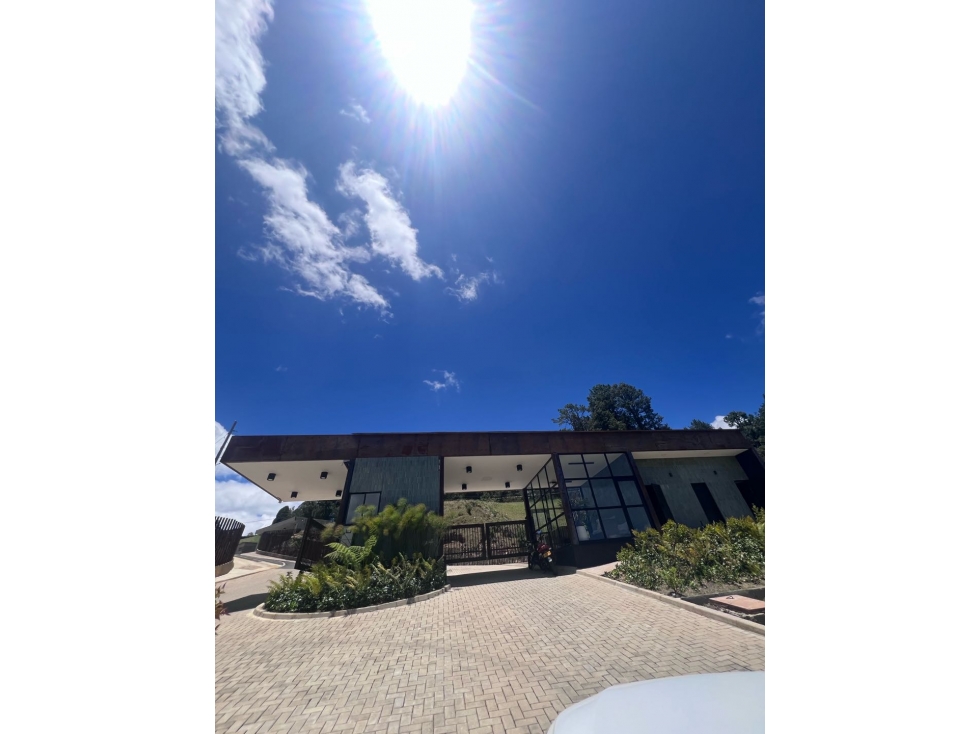 VENDO HERMOSO LOTE PRADOS DE BRACAMONTE/ LA ACUARELA/ INDIANA — foto 3