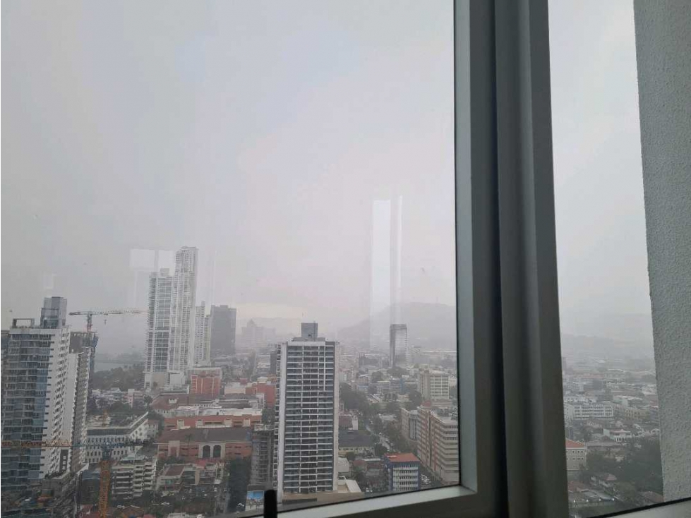VENDO HERMOSO PENT HOUSE EN PH DESTINY BELLA VISTA.PASOS PARQUE URRACA