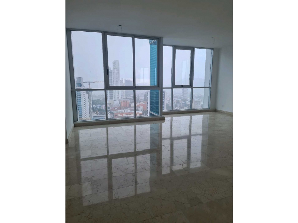 VENDO HERMOSO PENT HOUSE EN PH DESTINY BELLA VISTA.PASOS PARQUE URRACA — foto 2