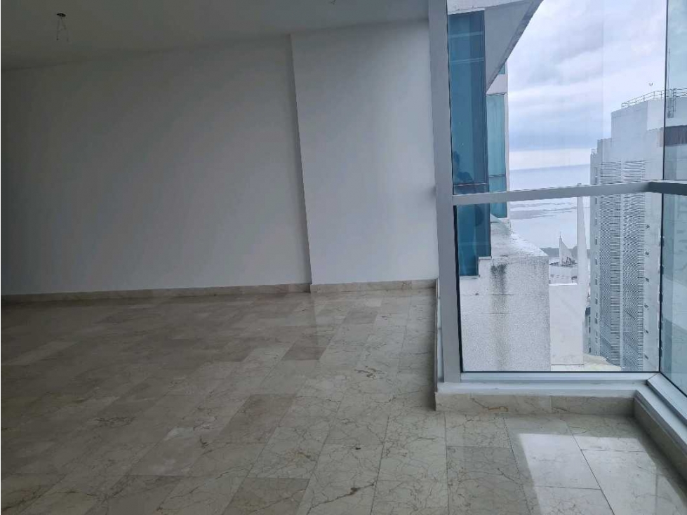 VENDO HERMOSO PENT HOUSE EN PH DESTINY BELLA VISTA.PASOS PARQUE URRACA — foto 5