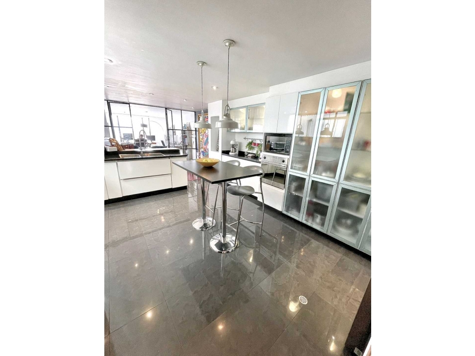 VENDO HERMOSO Y AMPLIO APTO EN ROSALES — foto 6
