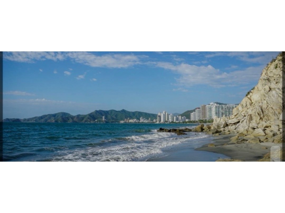 Vendo hermoso y remodelado apartamento en Playa Salguero 005