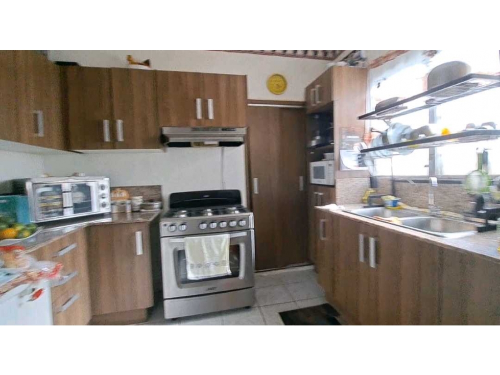 VENDO CASA DE 200 METROS DE CONSTRUCCION EN BAJO BOQUETE - 5