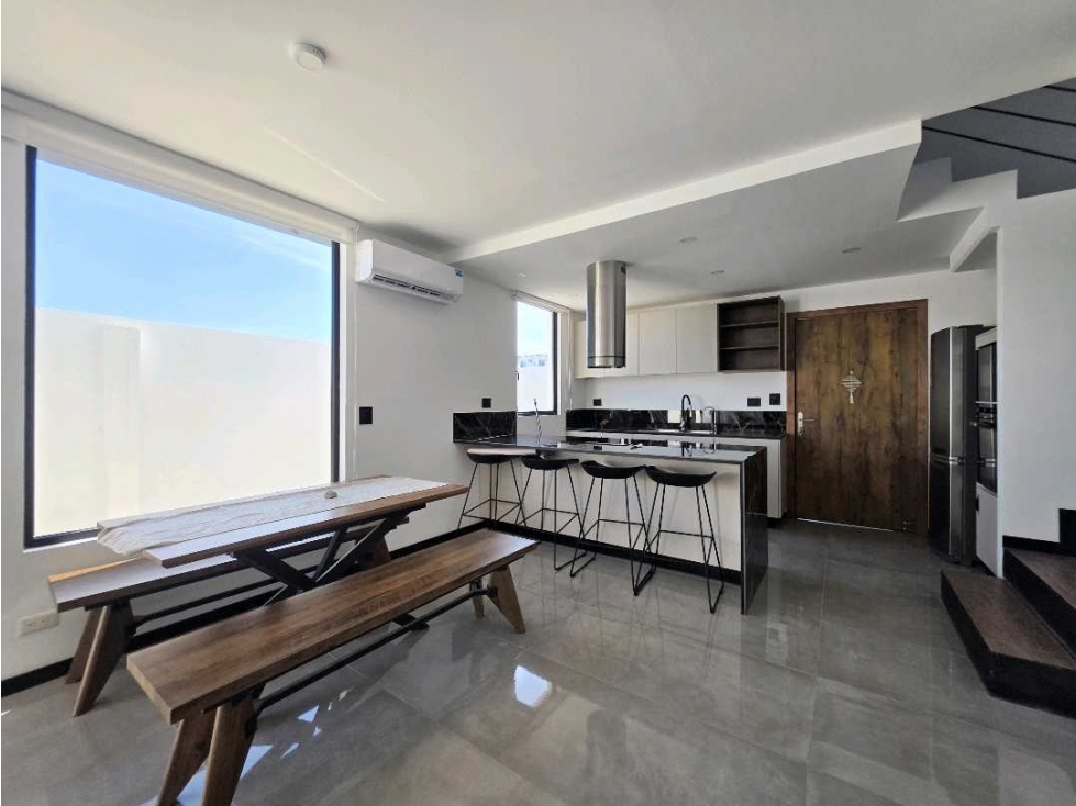 Casa amoblada en renta de 3 dormitorios y 125 m² en Piamonte, Manta — foto 4