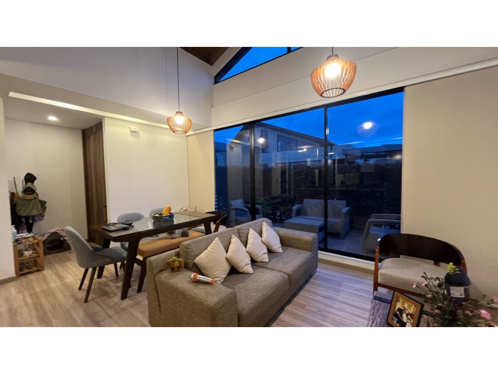 Vendo linda casa un piso con zona verde de uso exclusivo pergola — foto 3