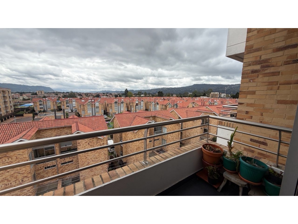 Vendo lindo apartamento esquinero amplio. Excelente ubicación — foto 5