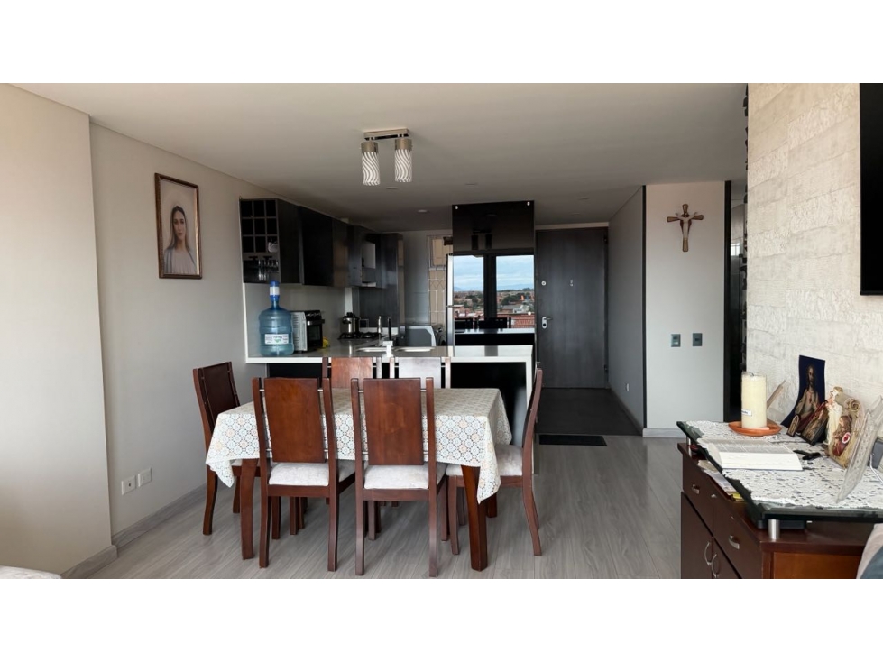Vendo lindo apartamento esquinero amplio. Excelente ubicación — foto 6