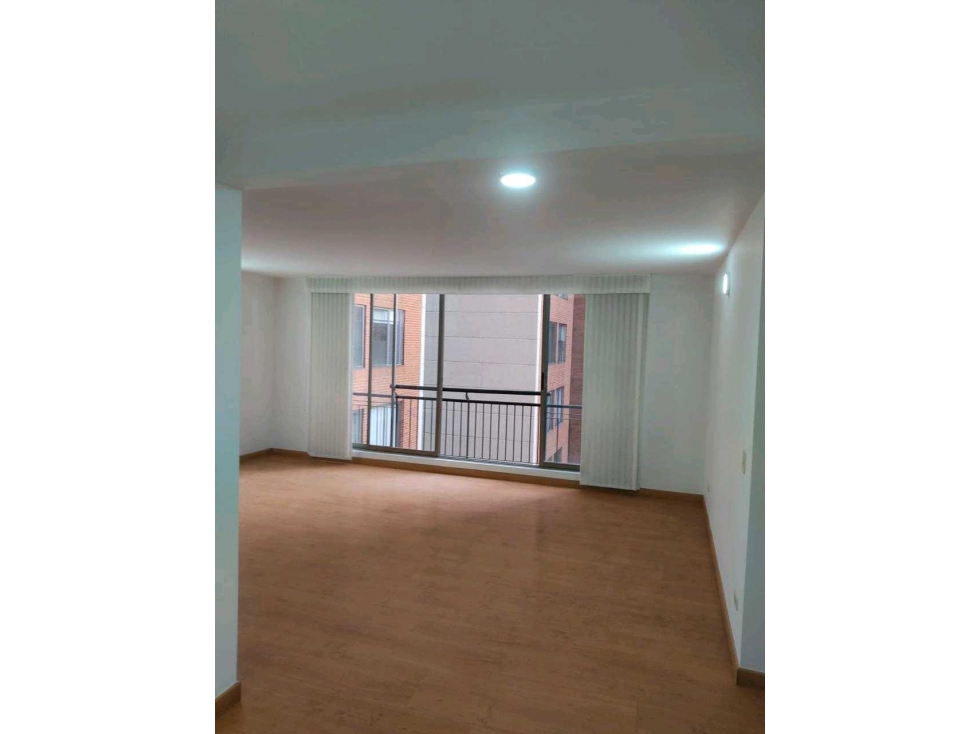VENDO LINDO APTO EN MAZUREN PARA INVERSIONISTA — foto 2