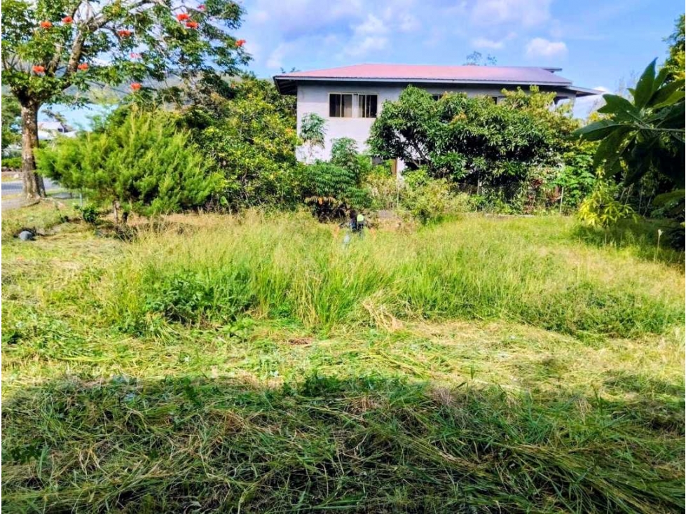 Vendo lindo terreno de 890 mtrs en Alto Boquete