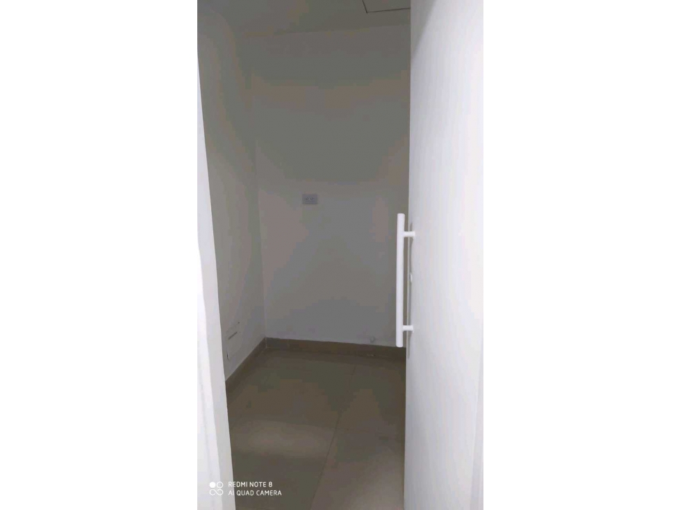 Vendo Local 110 Mts Av Oriental — foto 4
