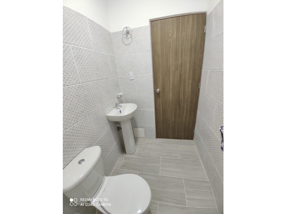 VENDO LOCAL COMERCIAL EN ALTO PRADO — foto 6