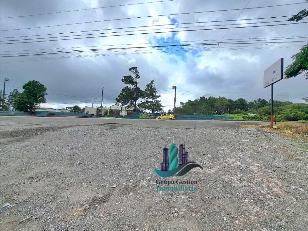 VENDO LOCAL COMERCIAL EN BOQUETE - 4