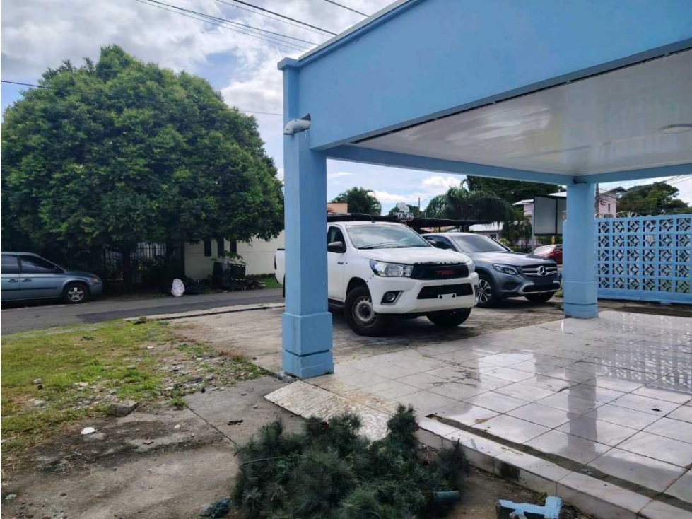 VENDO LOCAL COMERCIAL EN DAVID + CASA — foto 2