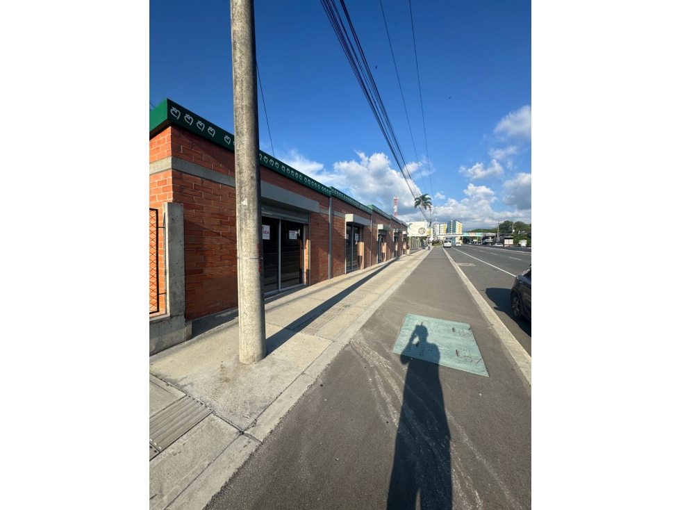 VENDO LOCAL COMERCIAL EN LA CENTRAL MAYORISTA DEL QUINDIO — foto 2