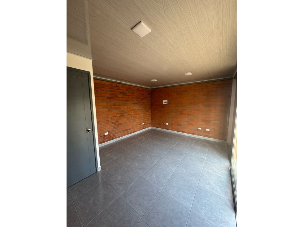 VENDO LOCAL COMERCIAL EN LA CENTRAL MAYORISTA DEL QUINDIO — foto 6
