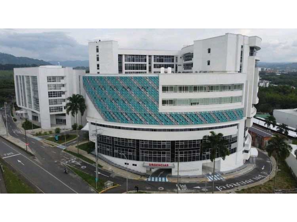 VENDO LOCAL COMERCIAL EN LA CLINICA CENTRAL DEL EJE