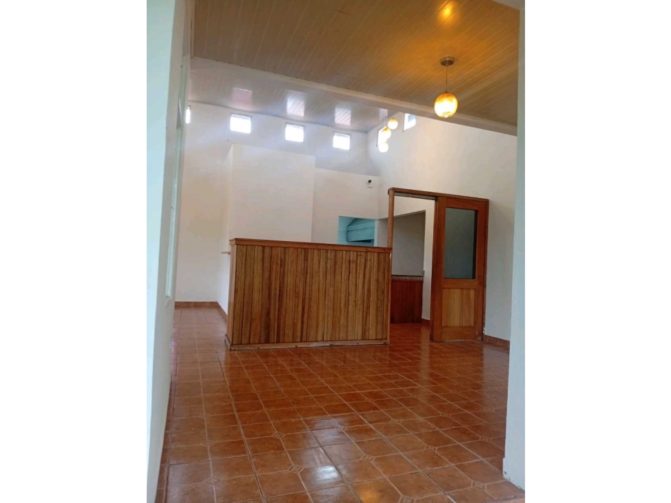 VENDO LOCAL COMERCIAL EN VOLCAN VIA PRINCIPAL 950mts2, - 5